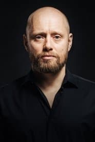 Aksel Hennie as Roger Brown