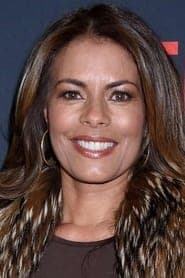 Lisa Vidal as Carmen