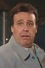 Mamdouh Wafi as Tawali Gunih