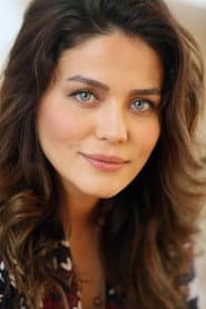 Burçin Abdullah as Zehra