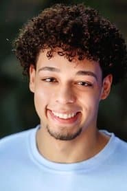 Gabriel Polanco as Leo