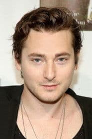 Jared Masters as Devante