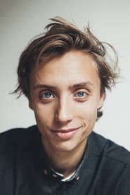 Nils Verkooijen as Bobby