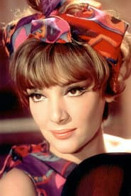 Maro Kodou as Marina Gianna