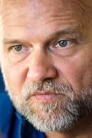 Ferenc Pusztai as Mihály