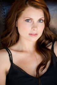 Samantha Figura as Suzy Hanson