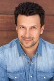 Michael Perl as Mike