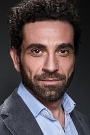 Alessandro Gruttadauria as Traslocatore
