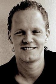 Ashley Wanninger as Leo