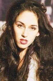 Darian Caine as Doris