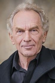 Elmar Gutmann as Herr Fabian