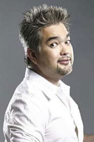 Jeffrey Santos as Sir Tong