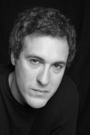 Ricardo Aibéo as Dono do Bar