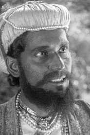 Charu Roy as King Ranjit