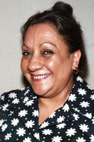 Adile Naşit as Hafize Ana