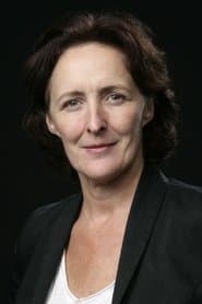 Fiona Shaw as Isabel
