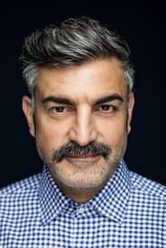 Neil Malik Abdullah as Busfahrer