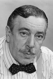 José Lewgoy as Don Aquilino