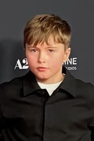 Luis Noah Witte as Hans Höss