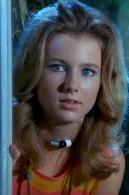 Ely Galleani as Joan Hammond