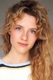 Maya Dory as Madeleine adolescente