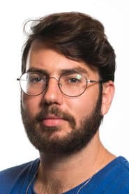 Irmy Shik Blum as Bar patron