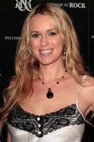 Nathalie Walker as Amy