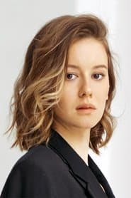 Irina Starshenbaum as Nelli