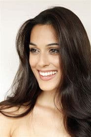 Amy Maghera as 'Jo' Joanna