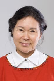 Lee Joo-sil as Tae-il's Mother