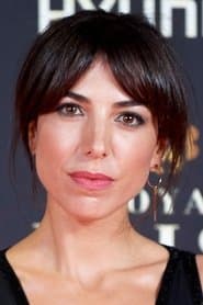 Alicia Rubio as Carmen