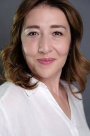 Yasemin Baştan as Sümbül