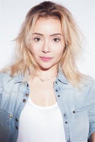 Aurelia Crebessegues as Angel