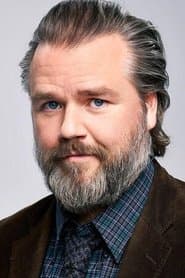 Tyler Labine as Shorter Wraith