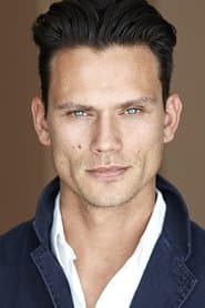 Jay Rodan as Lt. Leak