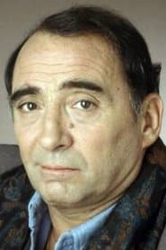 Claude Brasseur as François Beretton