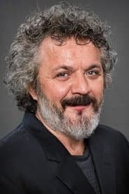 Müfit Can Saçıntı as Mustafa Ali