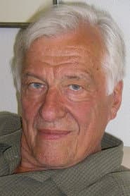 Aarno Sulkanen as Akseli Koskela