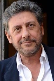 Sergio Castellitto as Ugo