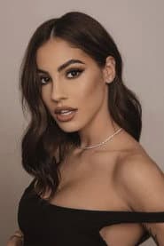 Giulia De Lellis as Ele-O-Nora