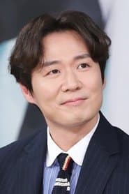 Yeon Jeong-hun as Kim Joon-ho