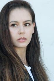 Martina García as Julia