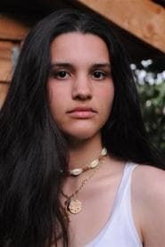 Kenza Benbouchta as Monia