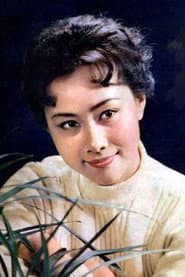 Huang Meiying as Mother