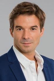 Graciano Dias as Artur