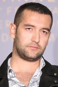 Akın Aksu as İmam Veysel