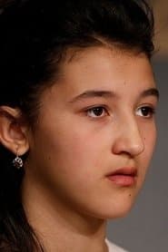 Maria Alexandra Lungu as Emma