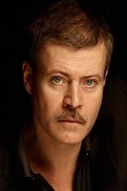 Jean-Paul Bordes as General Gallet