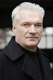 Emilio De Marchi as Gazin