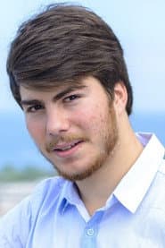 Thales Cavalcanti as Jean